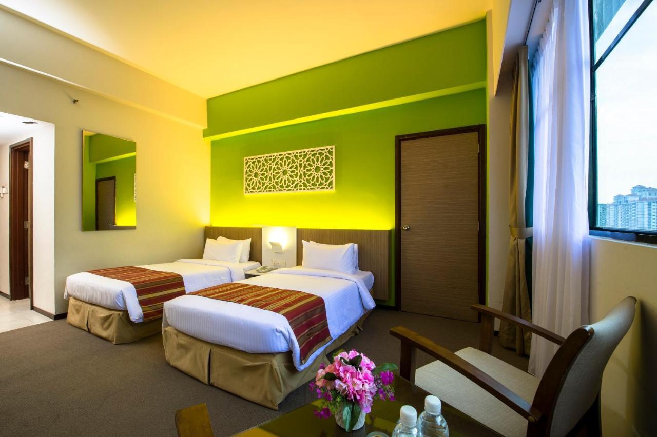 אמפאנג Grand Barakah Hotel מראה חיצוני תמונה