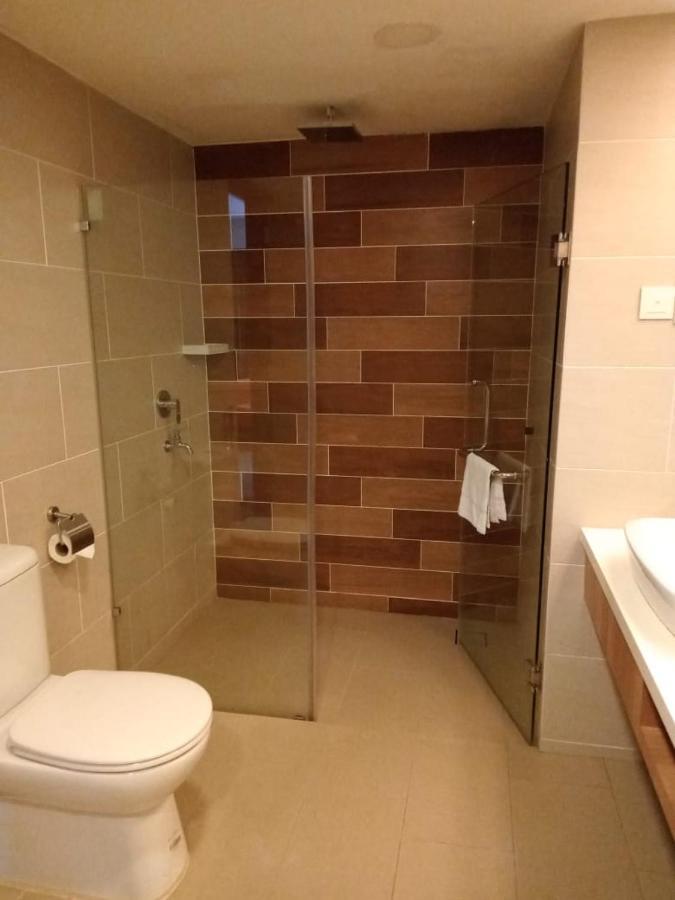 אמפאנג Grand Barakah Hotel מראה חיצוני תמונה