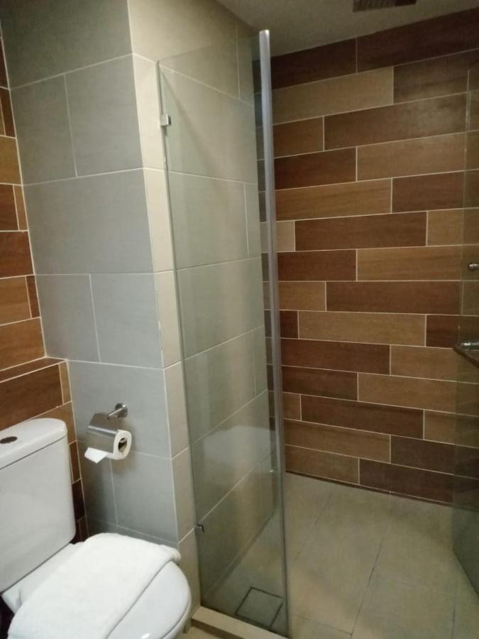 אמפאנג Grand Barakah Hotel מראה חיצוני תמונה