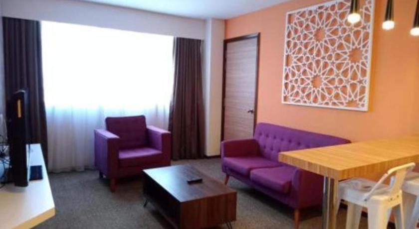 אמפאנג Grand Barakah Hotel מראה חיצוני תמונה