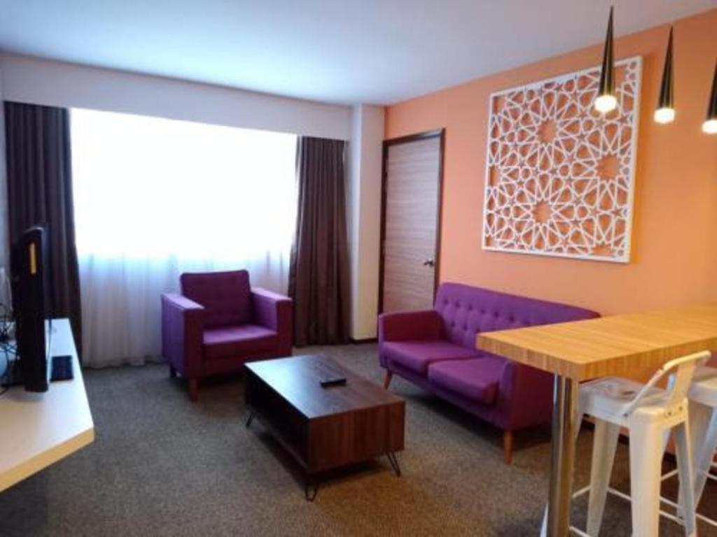 אמפאנג Grand Barakah Hotel מראה חיצוני תמונה